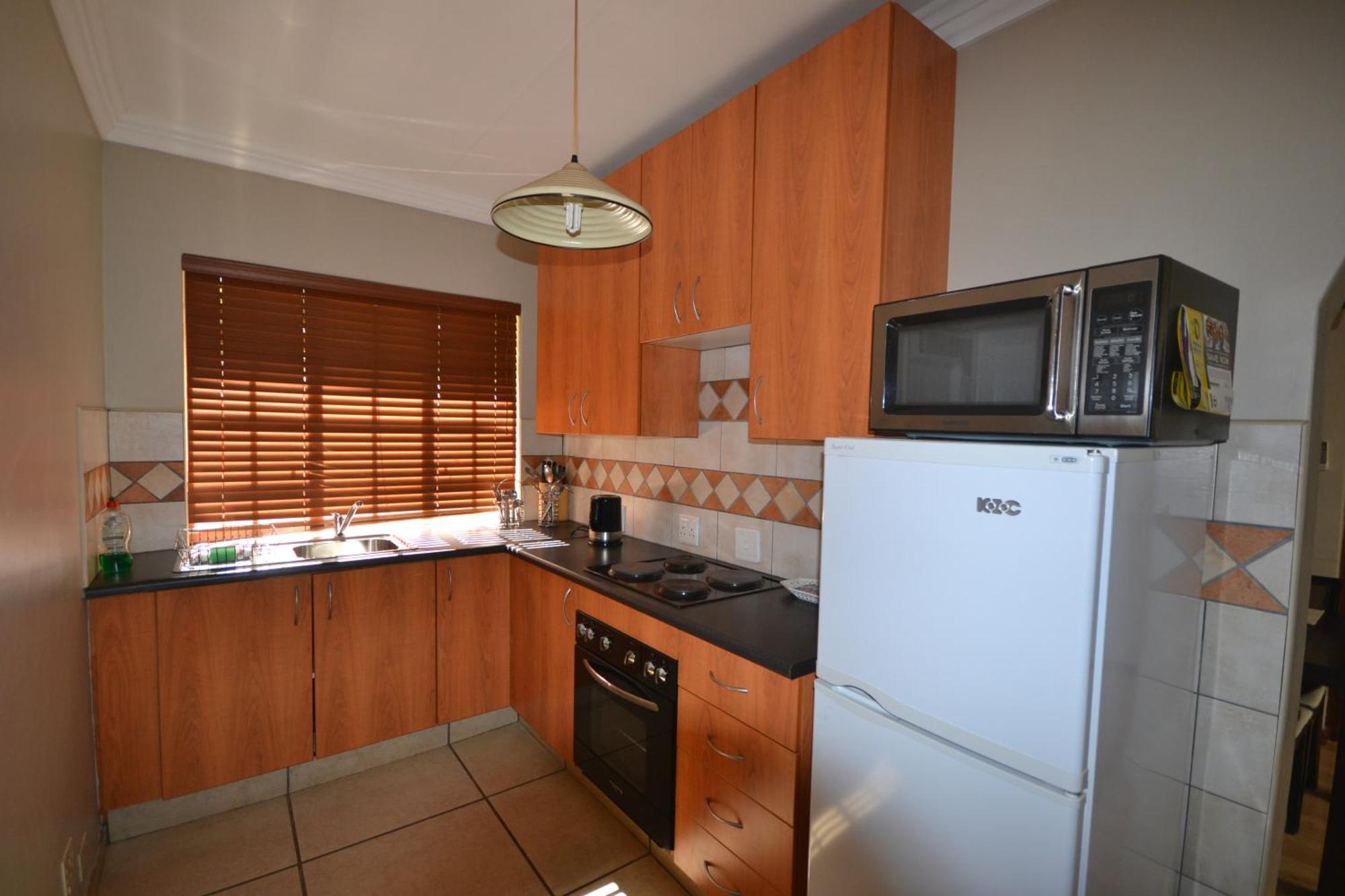 Accommodation At Vans No Loadshedding Centurion Exterior photo