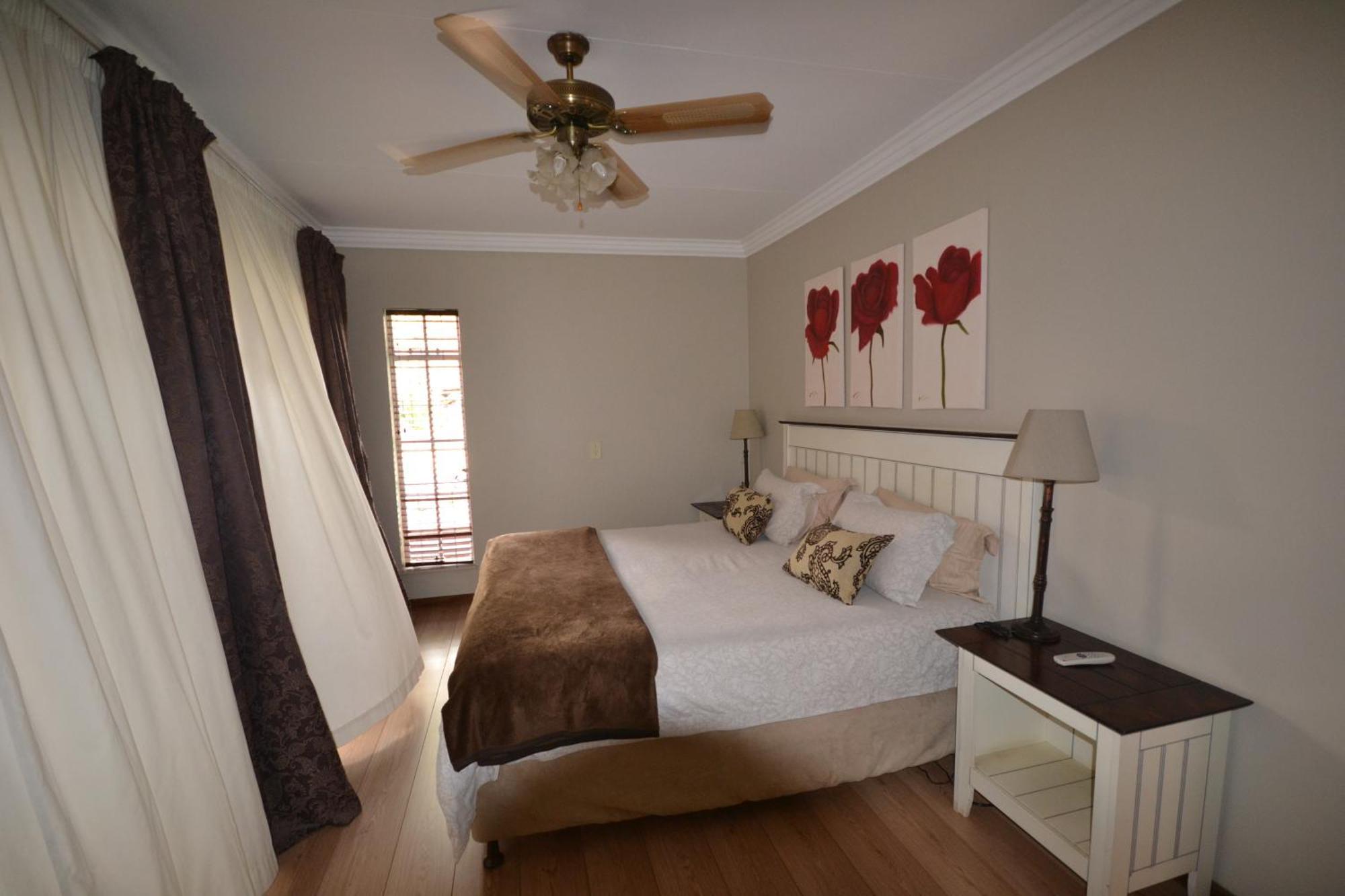 Accommodation At Vans No Loadshedding Centurion Exterior photo