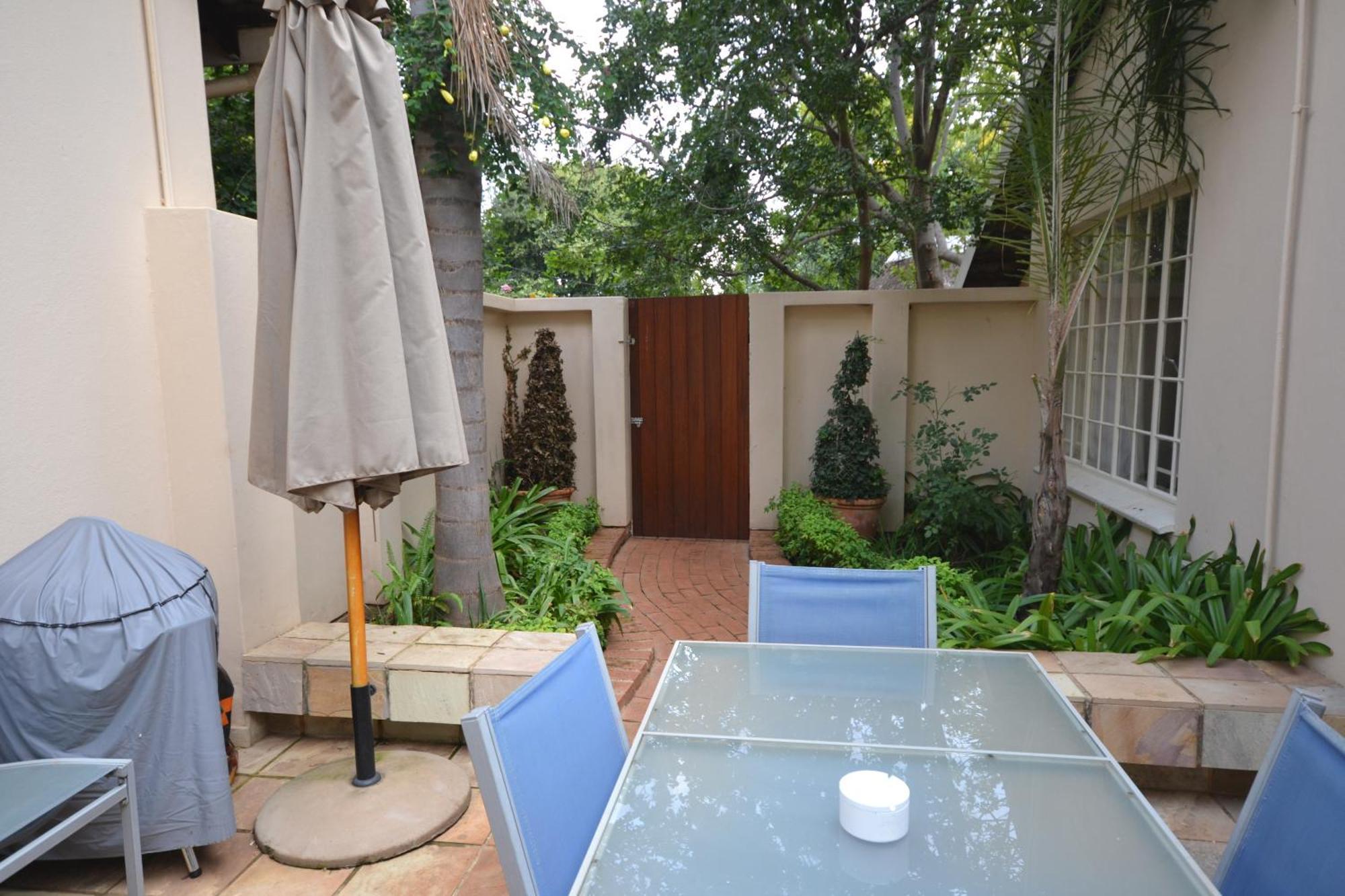 Accommodation At Vans No Loadshedding Centurion Exterior photo