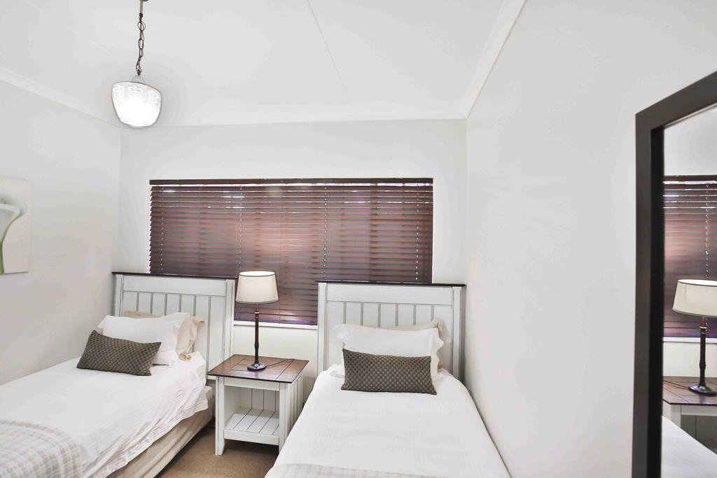 Accommodation At Vans No Loadshedding Centurion Exterior photo